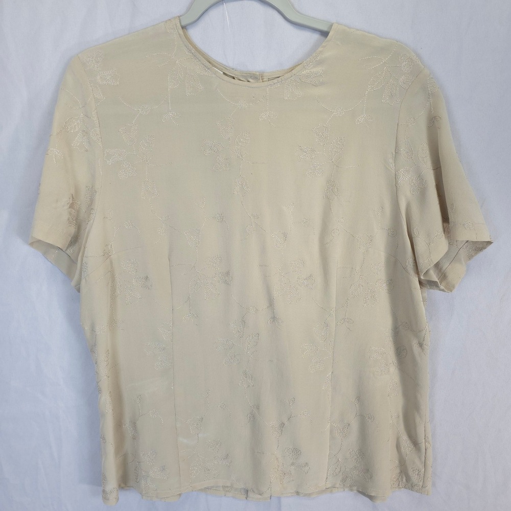 Amanda Smith Silk Blouse Beige Embroidered Floral Back Button Top M Quiet Luxury